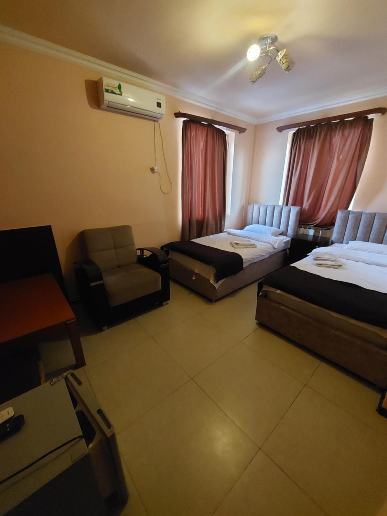 Rp Hotel- Hostel Jereván Kültér fotó