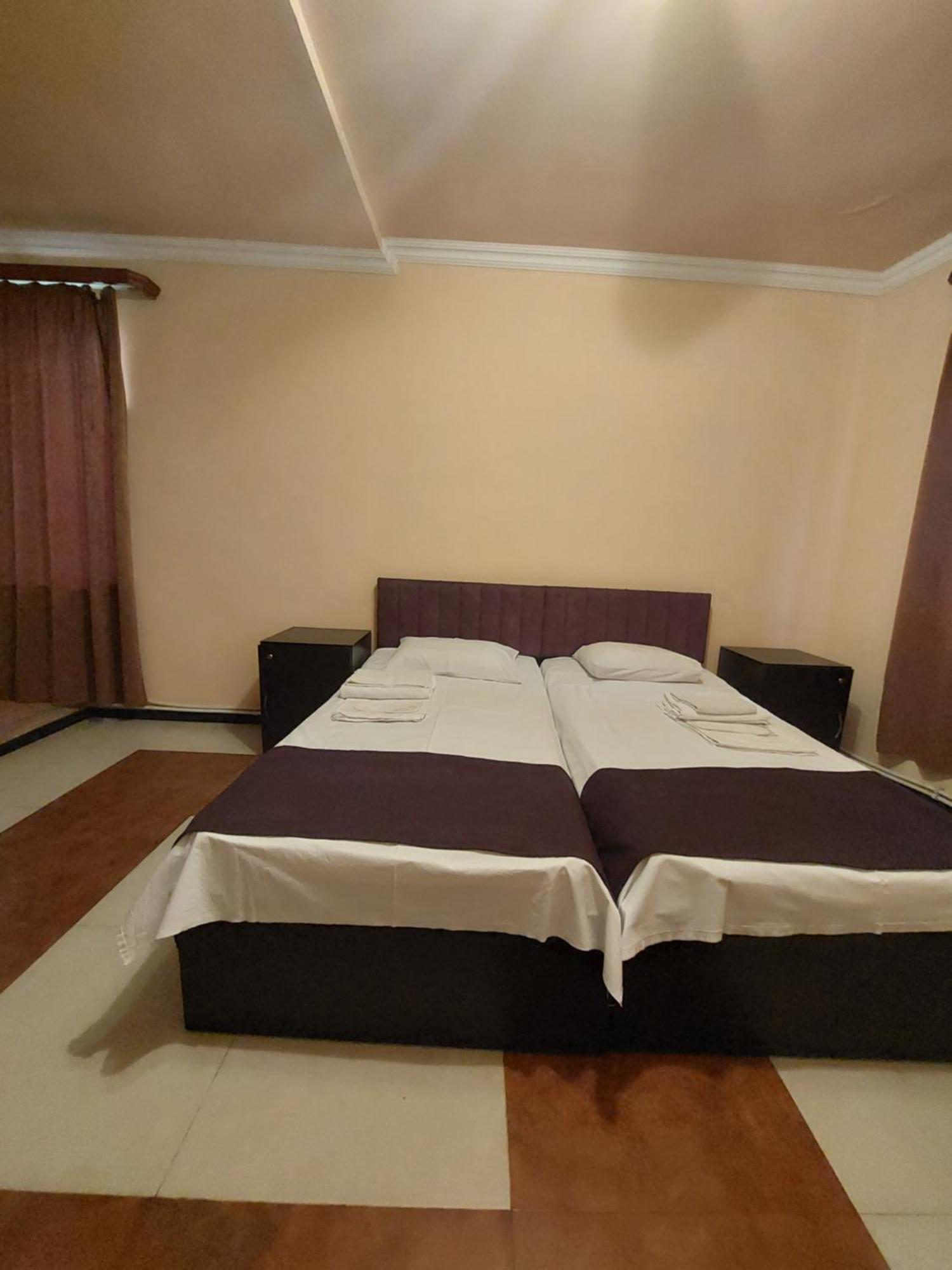 Rp Hotel- Hostel Jereván Kültér fotó
